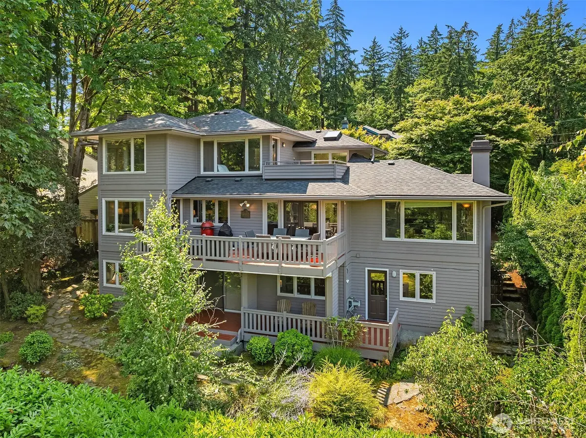 7066 92nd Avenue Se, Mercer Island, WA 98040 - #1