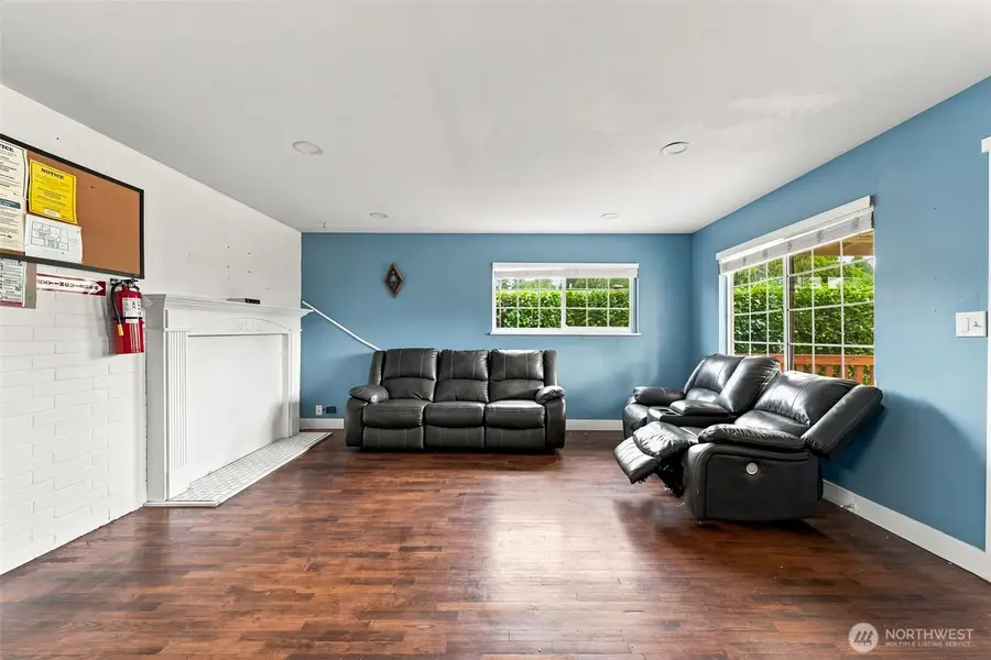 243 E 61st Street, Tacoma, WA 98404 - #3