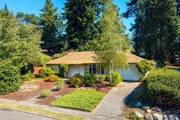 15326 Stone Ave N, Shoreline, WA 98133