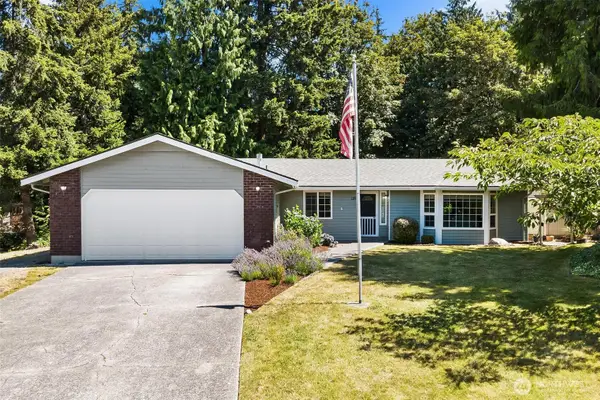 118 N 38th Place, Mount Vernon, WA 98273