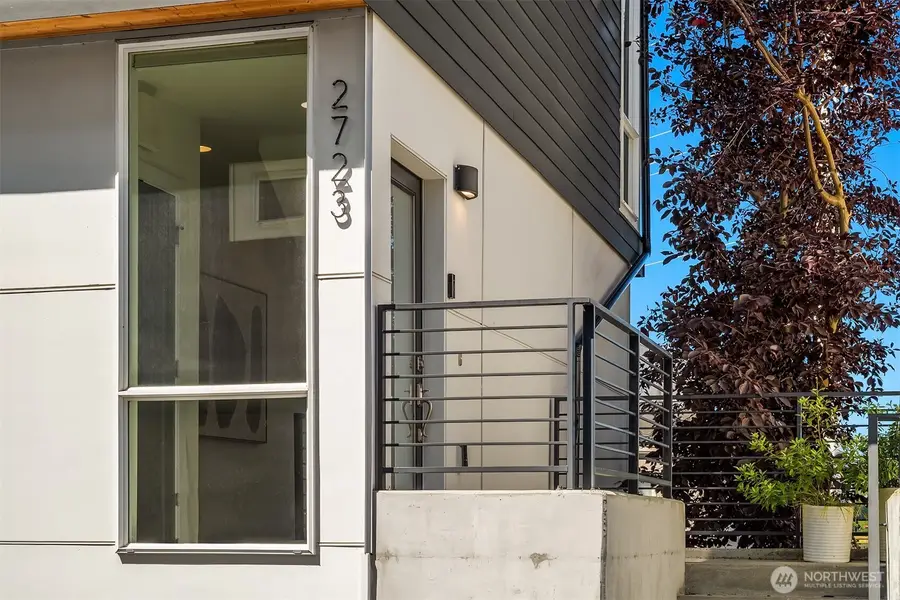 2723 Yale Terrace Avenue E, Seattle, WA 98102 - #3