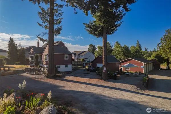 1308 104th Street E, Tacoma, WA 98445