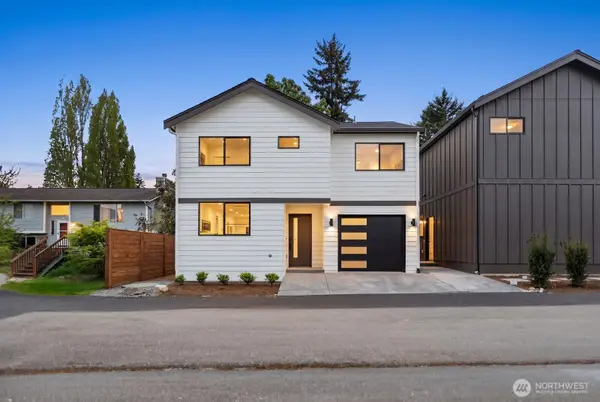 9026 Corliss Avenue N, Seattle, WA 98103