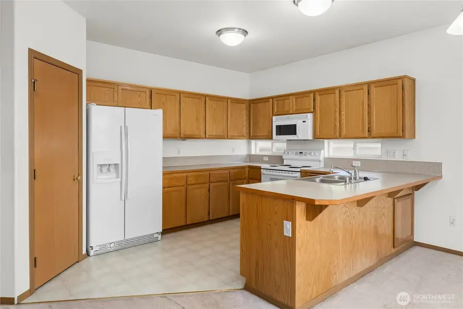 7801 207th Street Ct E, Spanaway, WA 98387 - #3