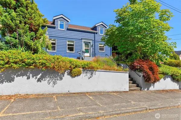 1118 Hayward Avenue, Bremerton, WA 98310