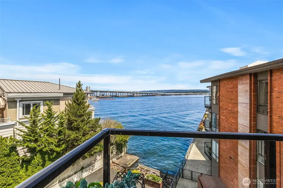 2360 43rd Ave E #404, Seattle, WA 98112 - #3