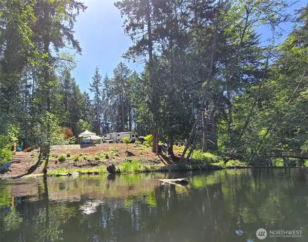 22208 Bluewater Court Se #5, Yelm, WA 98597
