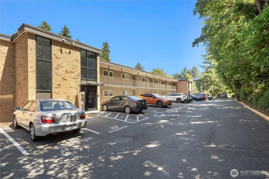 3816 11th Avenue W #224, Seattle, WA 98119 - #2