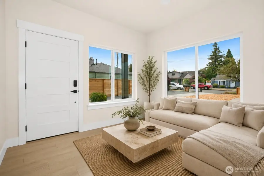 508 SW 137th Street #B, Burien, WA 98166 - #2