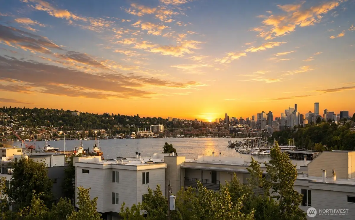 936 N 35th Street #E, Seattle, WA 98103 - #1