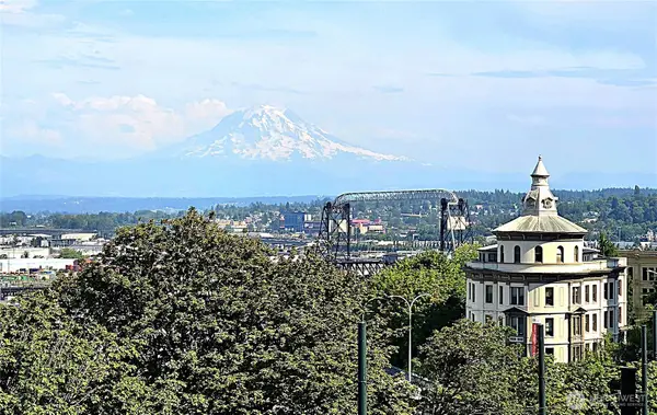 525 Broadway #302, Tacoma, WA 98402