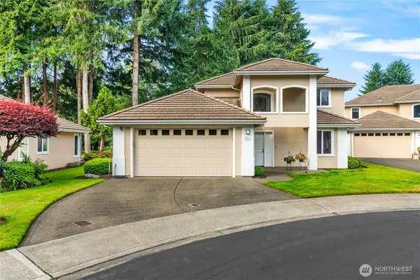 6833 Fairway Lane Se, Olympia, WA 98501