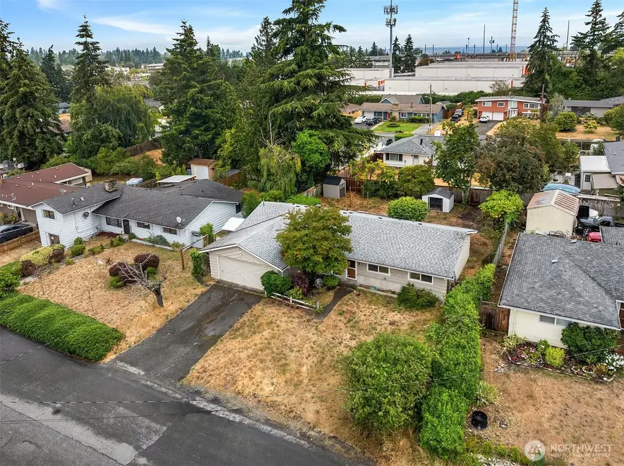 23450 27th Avenue S, Des Moines, WA 98198 - #2