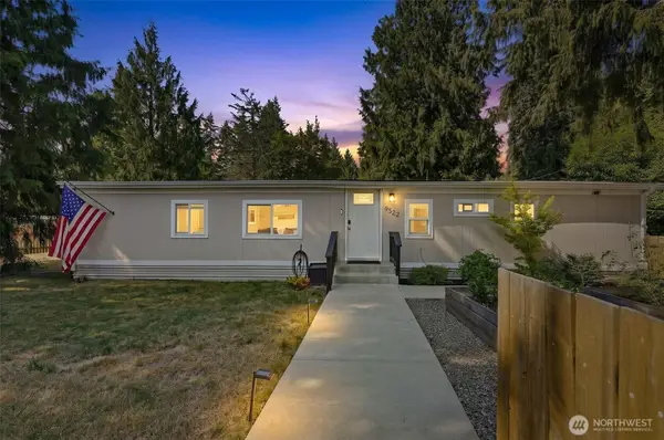 9522 203rd Avenue E, Bonney Lake, WA 98391