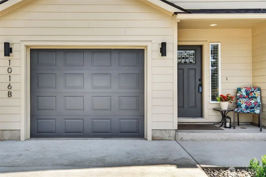 1016 Peach Street, Winlock, WA 98596 - #2