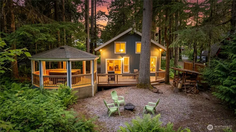 7104 Rainier Way, Glacier, WA 98244 - #3