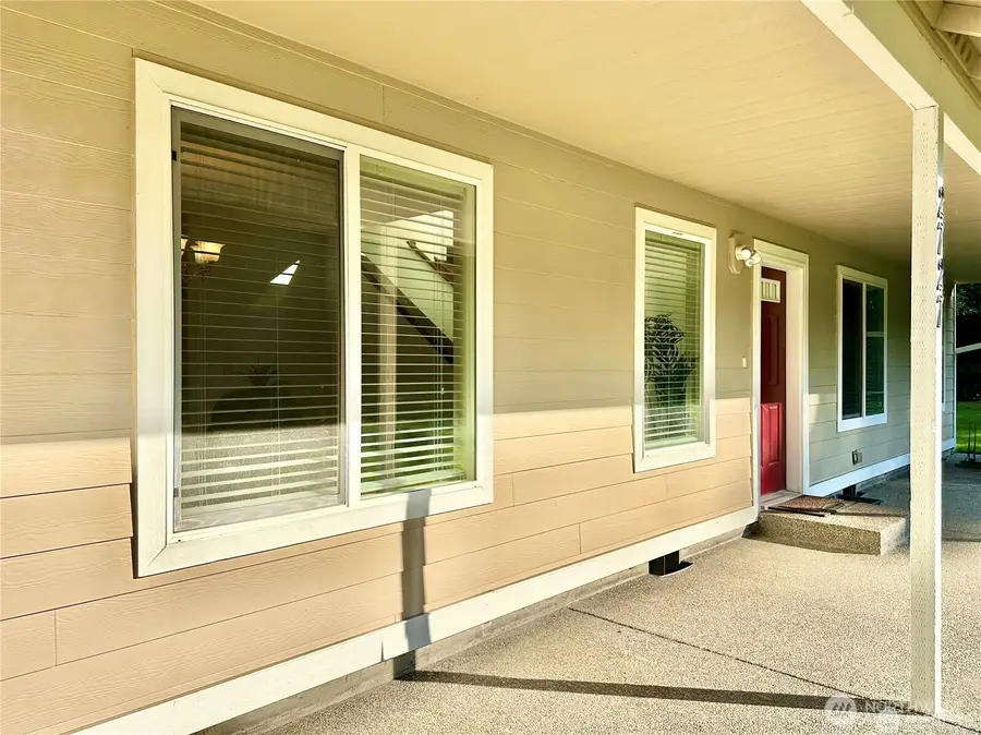 2727 Jackson Lake Road Kpn Nw, Lakebay, WA 98349 - #2