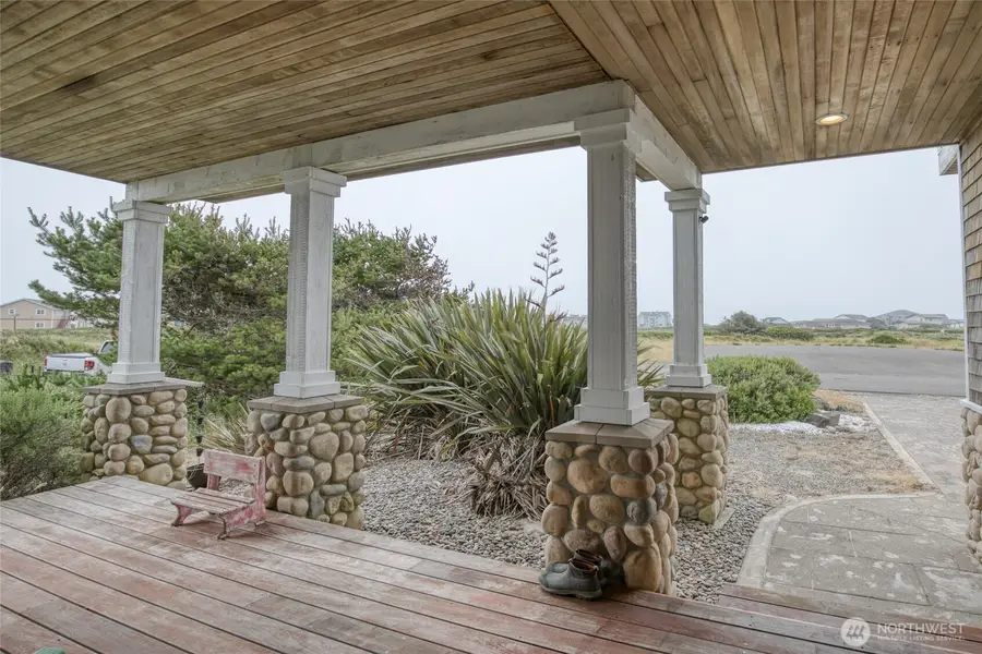 470 W Wind Street, Ocean Shores, WA 98569 - #3
