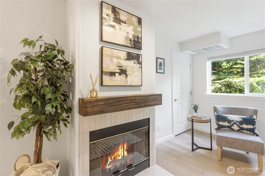 18523 68th Avenue Ne #102, Kenmore, WA 98028 - #3