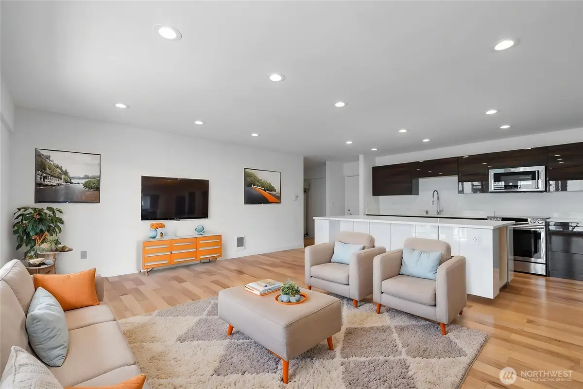 10129 Main Street #306, Bellevue, WA 98004 - #1