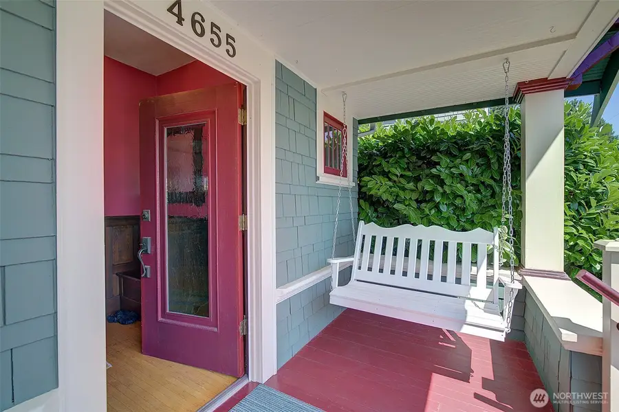 4655 Eastern Avenue N, Seattle, WA 98103 - #3