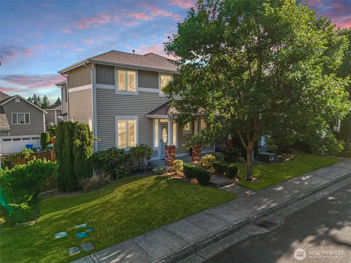 721 26th Avenue Sw, Puyallup, WA 98373 - #1