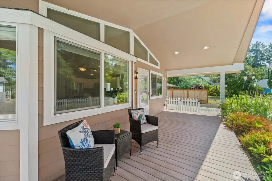 378 Eridani Loop Se, Ocean Shores, WA 98569 - #3