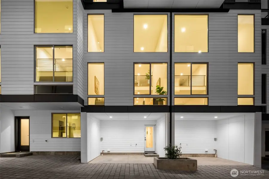4420 Midvale Avenue N, Seattle, WA 98103 - #3