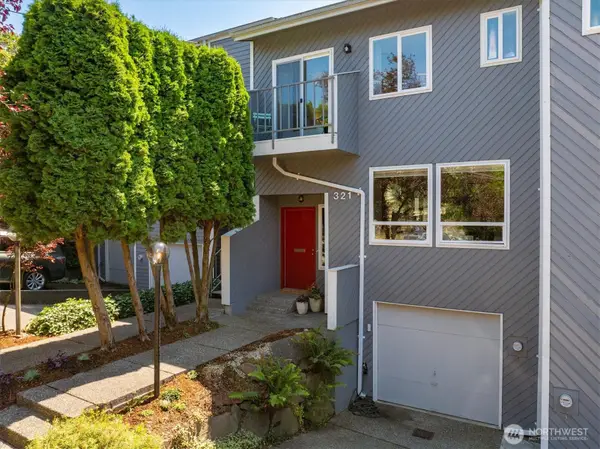 321 NW 45th Street #3, Seattle, WA 98107