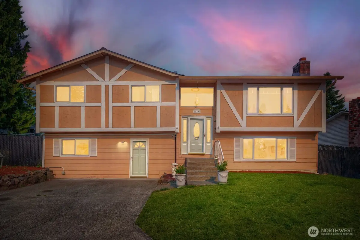 23333 115th Place Se, Kent, WA 98031 - #1