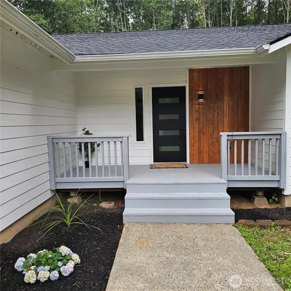 90 W Highland Road, Shelton, WA 98584