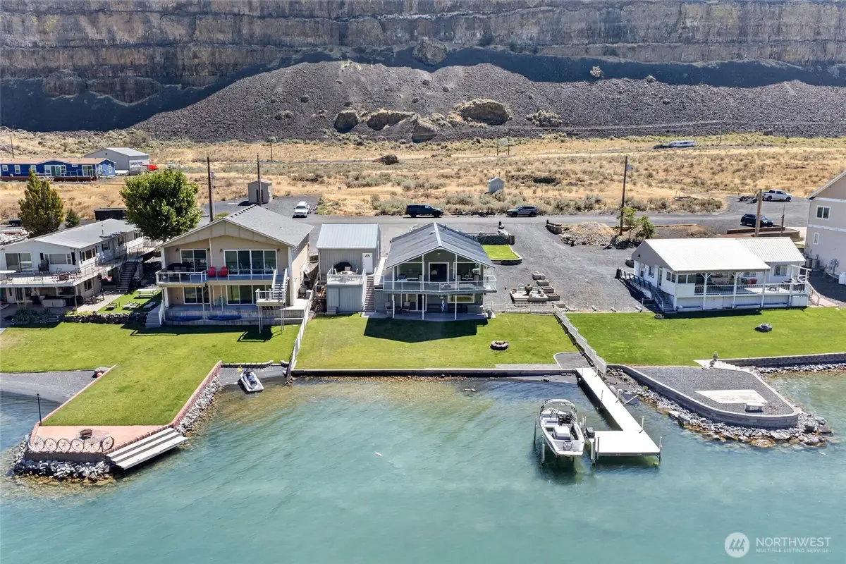 32014 Lakeview Road Ne, Coulee City, WA 99115 - #1