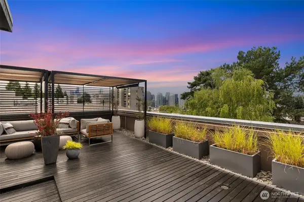 728 Boylston Avenue E, Seattle, WA 98102