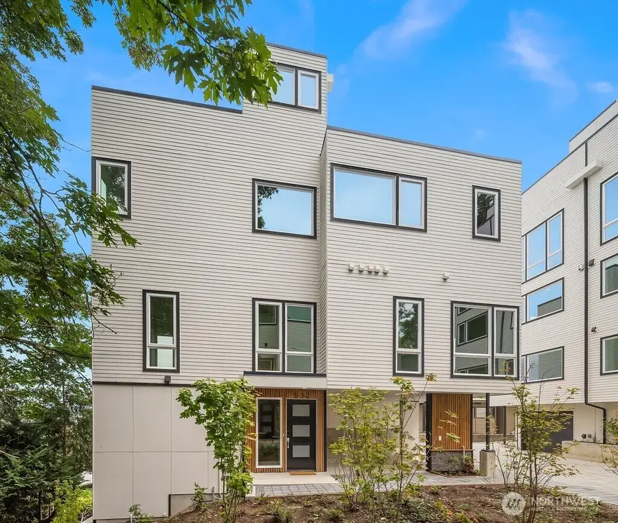 532 W Barrett Street, Seattle, WA 98119 - #2