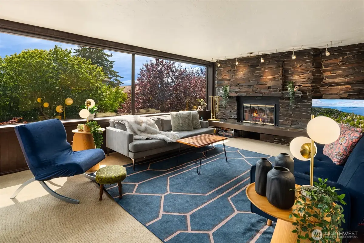 1627 California Avenue Sw #2, Seattle, WA 98116 - #1