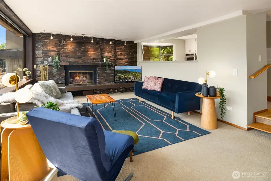 1627 California Avenue Sw #2, Seattle, WA 98116 - #3