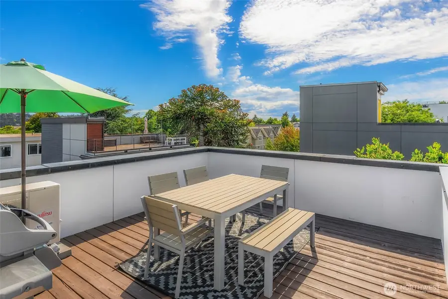 4112 Linden Avenue N #A, Seattle, WA 98103 - #3