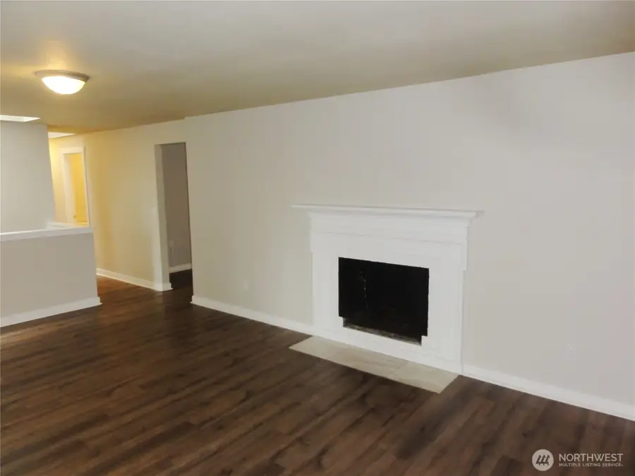21627 SE 271st Street, Maple Valley, WA 98038 - #3
