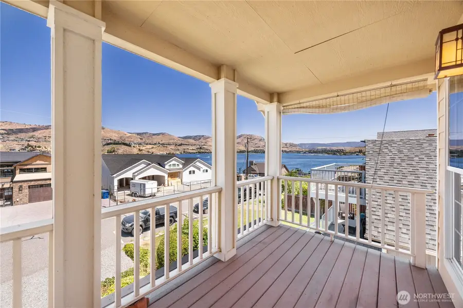 2109 W Terrace Avenue, Chelan, WA 98816 - #2