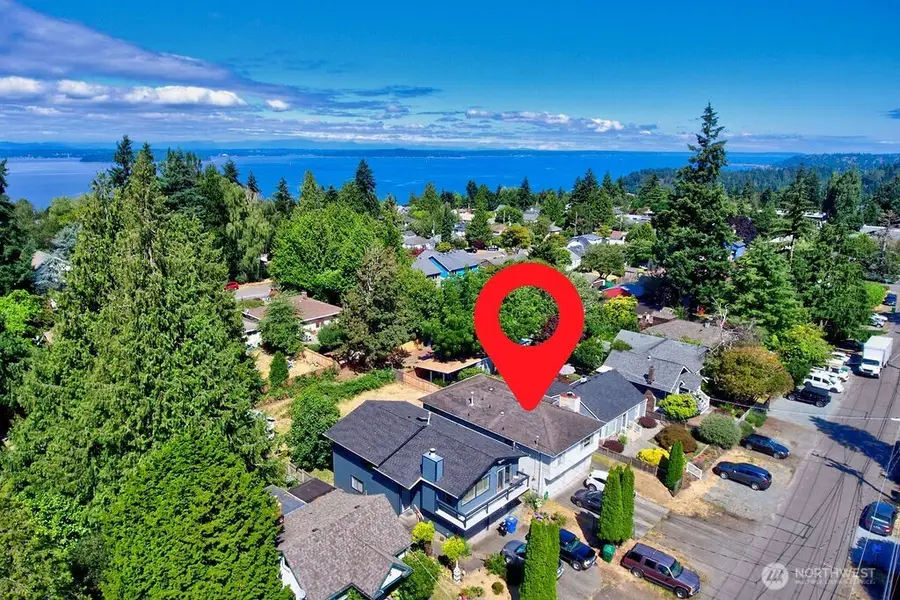 10245 42nd Avenue Sw, Seattle, WA 98146 - #2