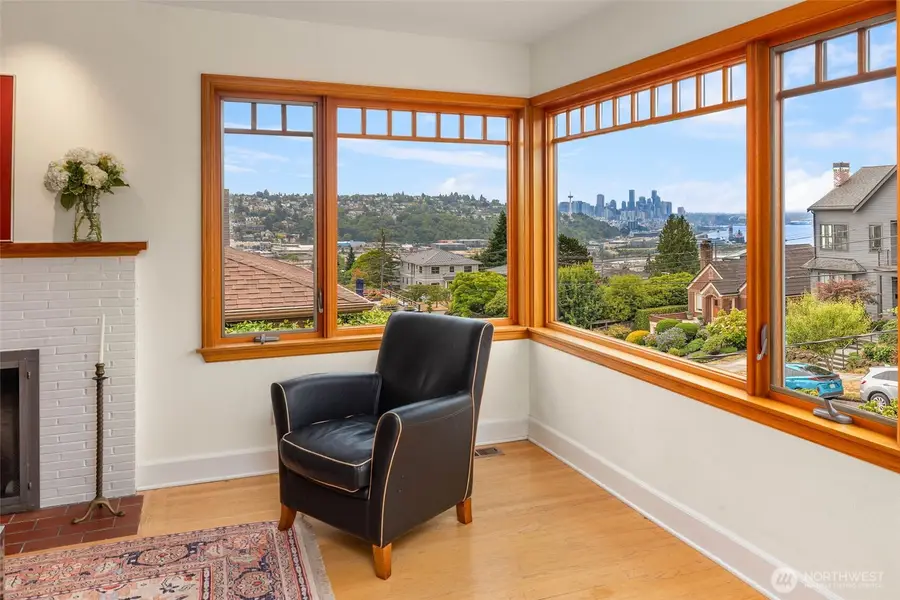 2626 W Boston Street, Seattle, WA 98199 - #3
