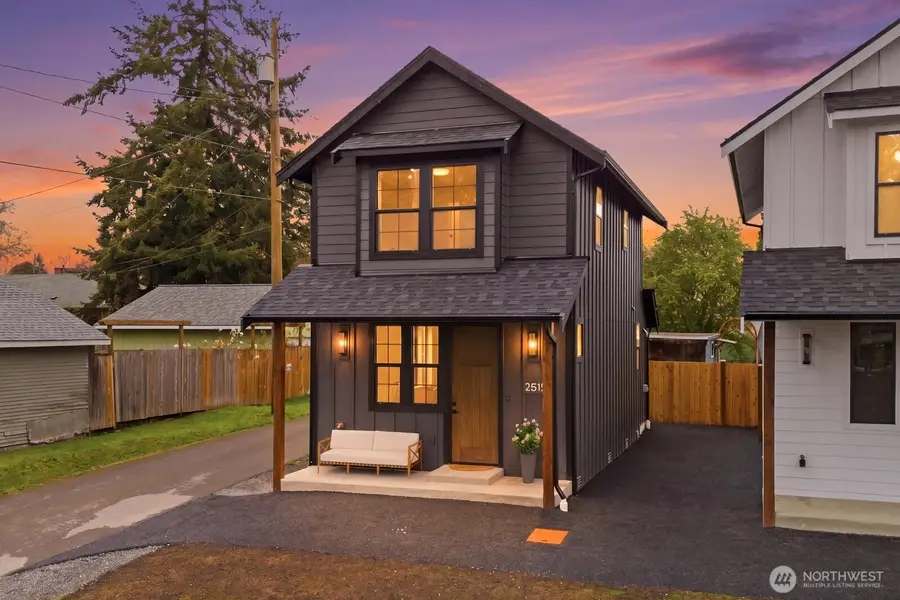 2815 25th Street #C, Everett, WA 98201 - #2