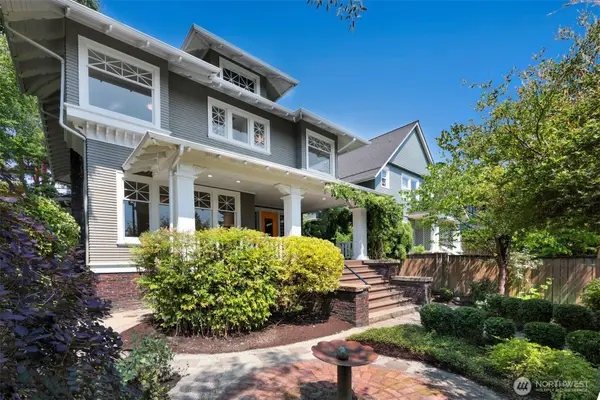 2202 N 41st Street, Seattle, WA 98103