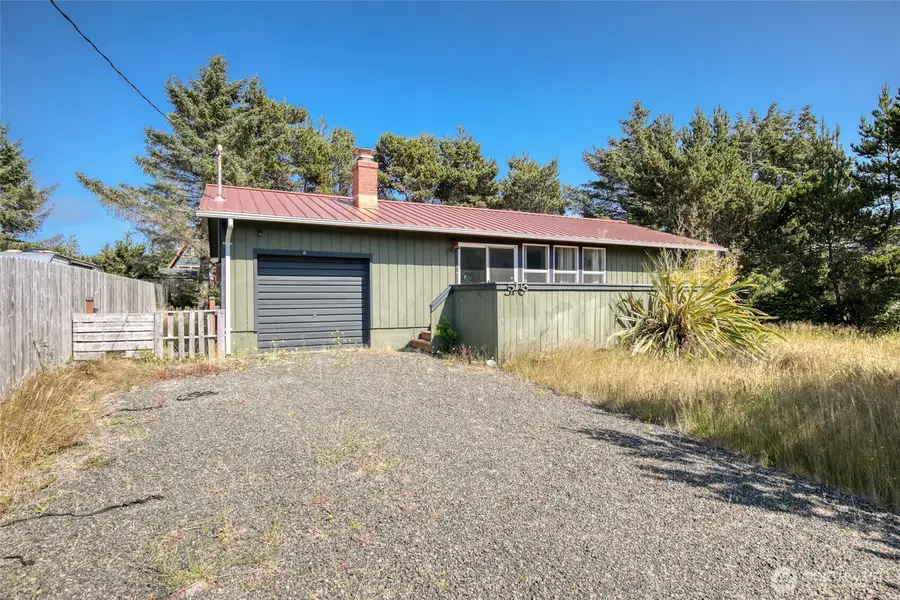 516 Sand Dune Avenue Sw, Ocean Shores, WA 98569 - #2