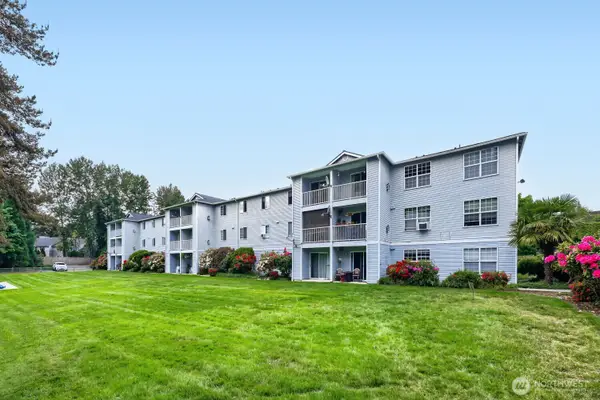18621 Blueberry Lane #B209, Monroe, WA 98272