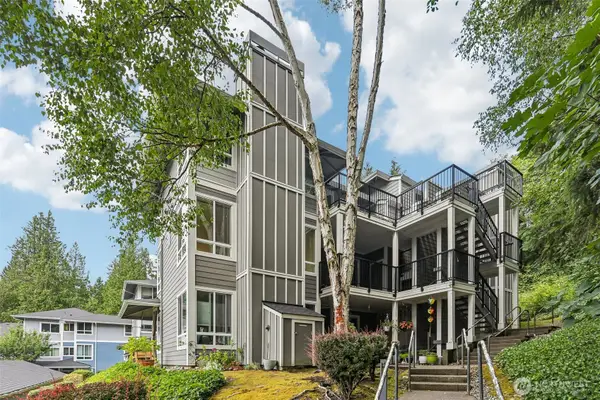 3924 243rd Place Se #G-203, Bothell, WA 98021