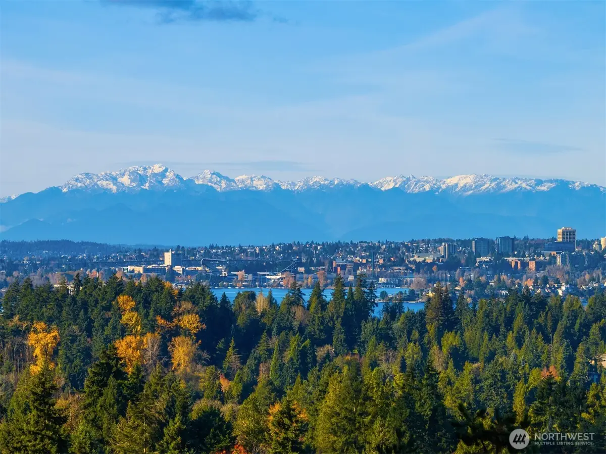 2627 96th Avenue Ne, Clyde Hill, WA 98004 - #1