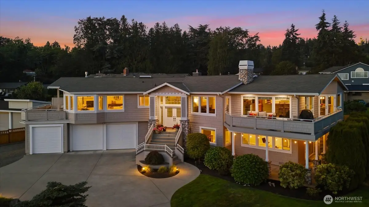 809 Driftwood Place, Edmonds, WA 98020 - #1