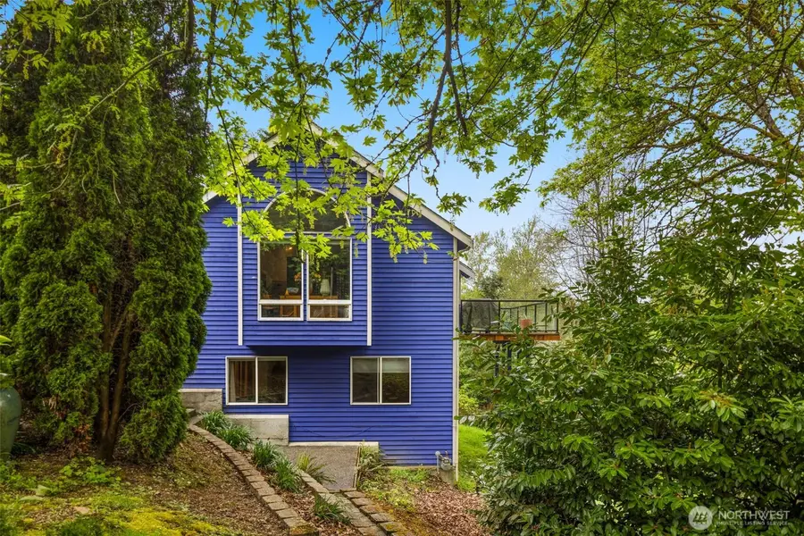 9602 NE 35th Place, Clyde Hill, WA 98004 - #3