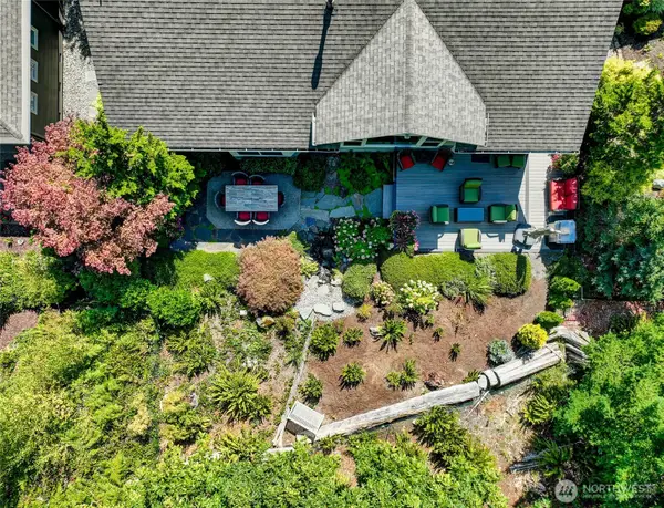 24132 NE 131st Terrace, Redmond, WA 98053